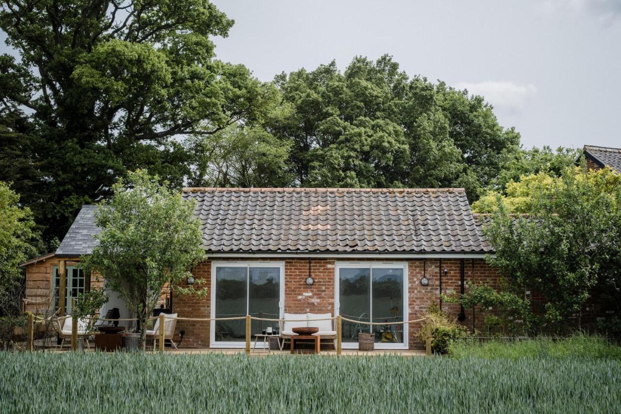 Lodge Toad Hall - Luxury Glamping Near Southwold! *