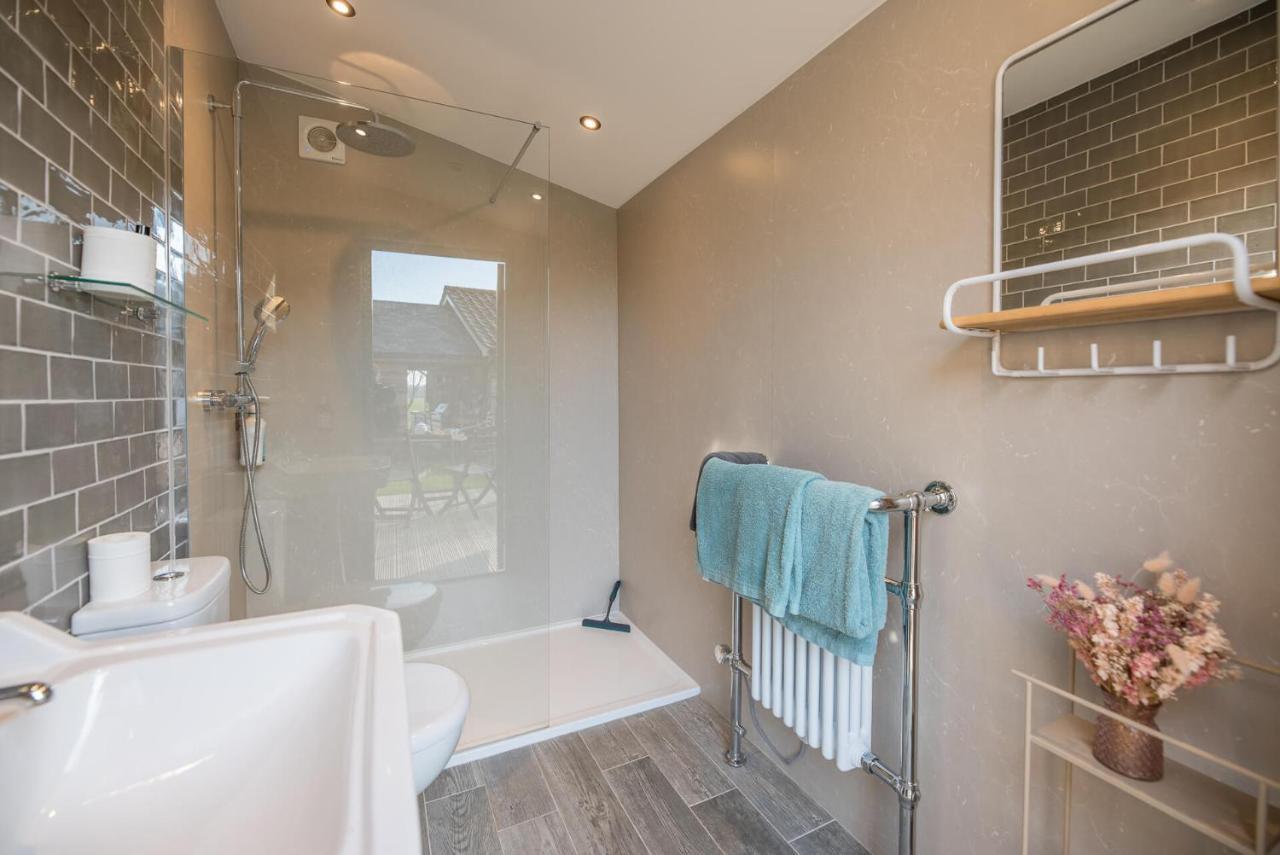 Toad Hall - Luxury Glamping Near Southwold!
